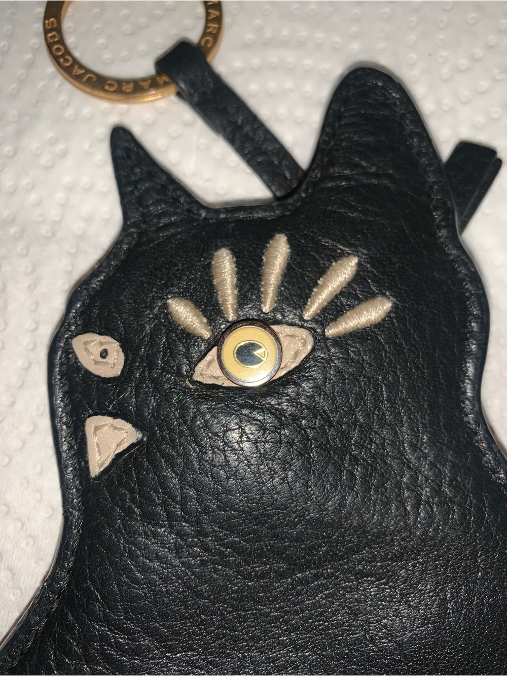 Marc Jacobs black leather cat-shaped key case rare - Picture 5 of 5